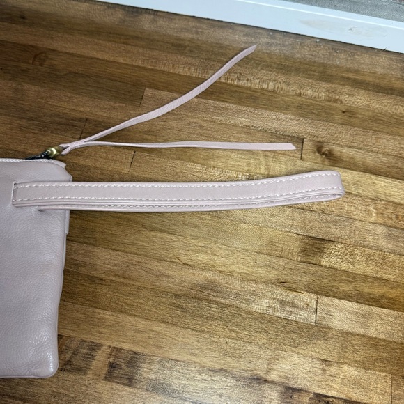 HOBO International Blush Pink Pleated Leather Wristlet Clutch Wallet - Picture 4 of 7